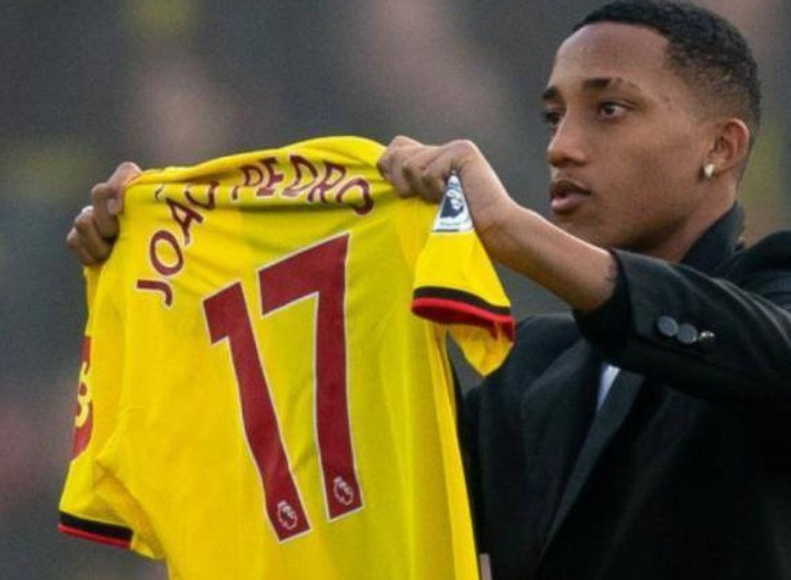 鲁尼与汤森盛赞若昂&middot;佩德罗：英超锋线新星闪耀